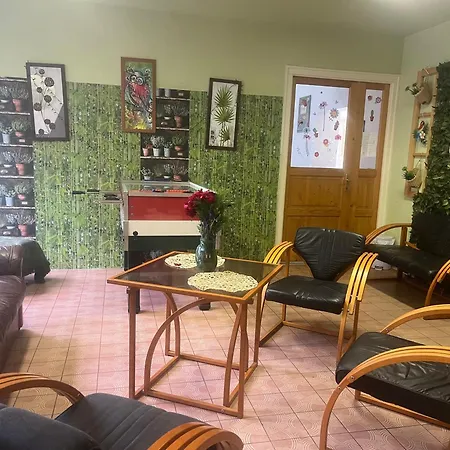 Homestay Fenyves Szallo
